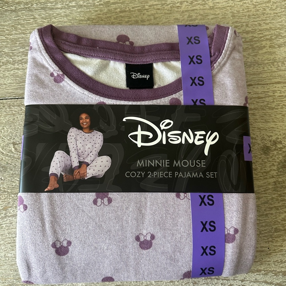 Disney Minnie Mouse Purple long sleeve Pajama Set NWT size XS